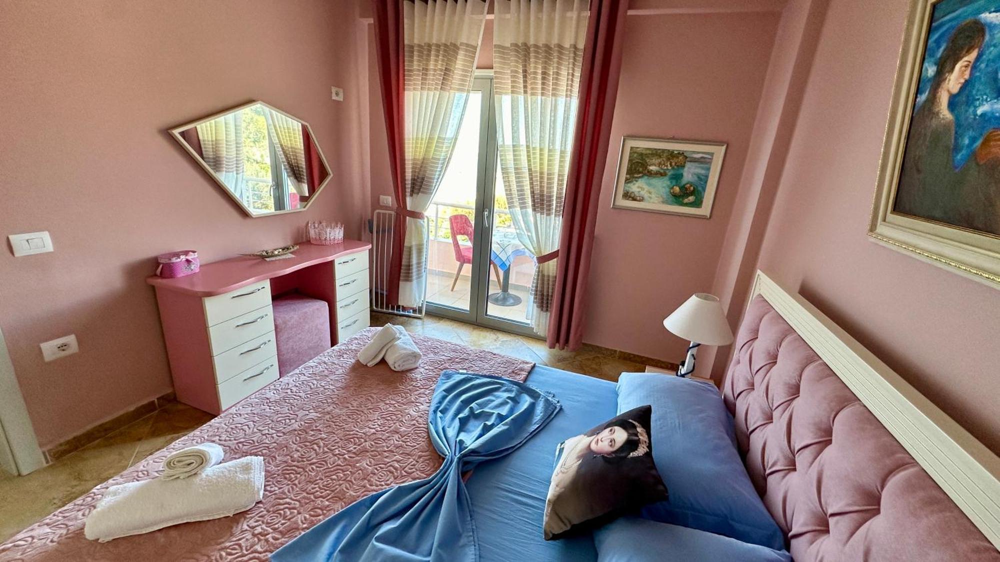 Beach Front Apartment Vlorë エクステリア 写真